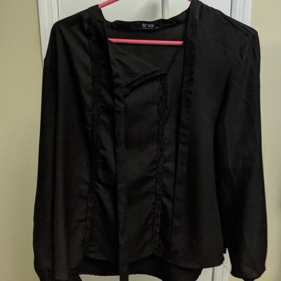 Blouse - Picture 2 of 2